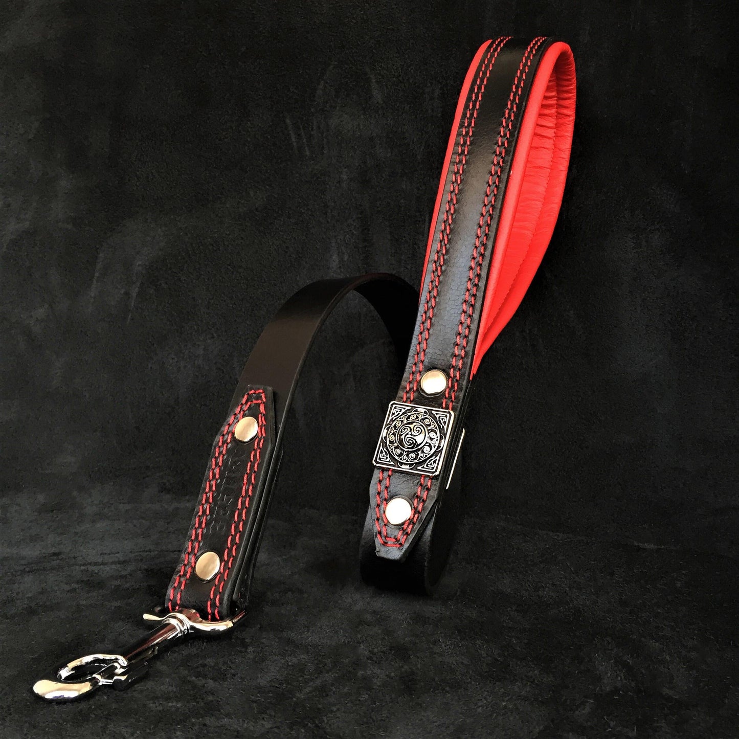 The "Eros" collar 2.5 inch wide black & red